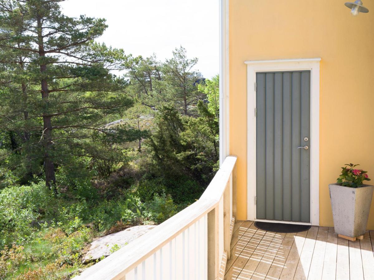 Lovely, Bright Apartment Overlooking Nature Fiskebäckskil Exteriér fotografie