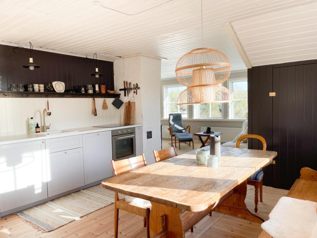 Lovely, Bright Apartment Overlooking Nature Fiskebäckskil Exteriér fotografie